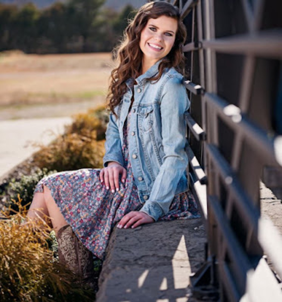 Meet your Posher, Alexis